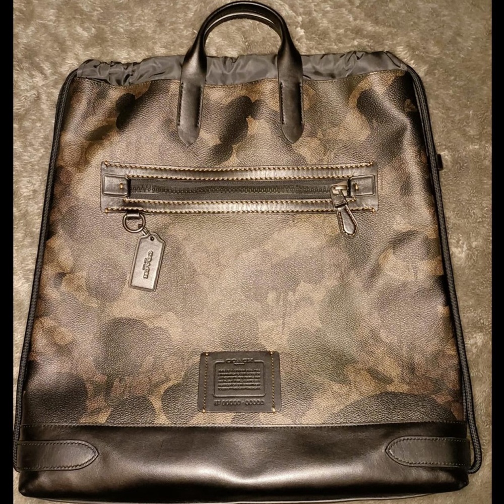 Coach Academy leather drawstring backpack in Wild Beast Signature NWOT SOLD OUT!